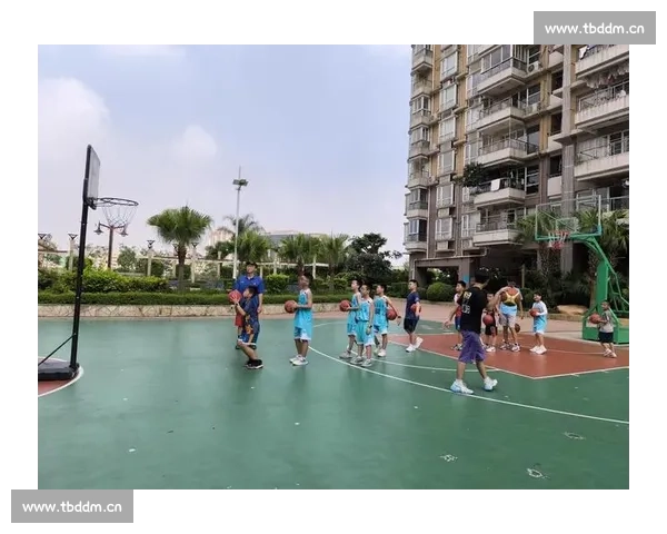 新手入门篮球比赛观赛指南轻松理解比赛节奏与规则 - 副本 - 副本